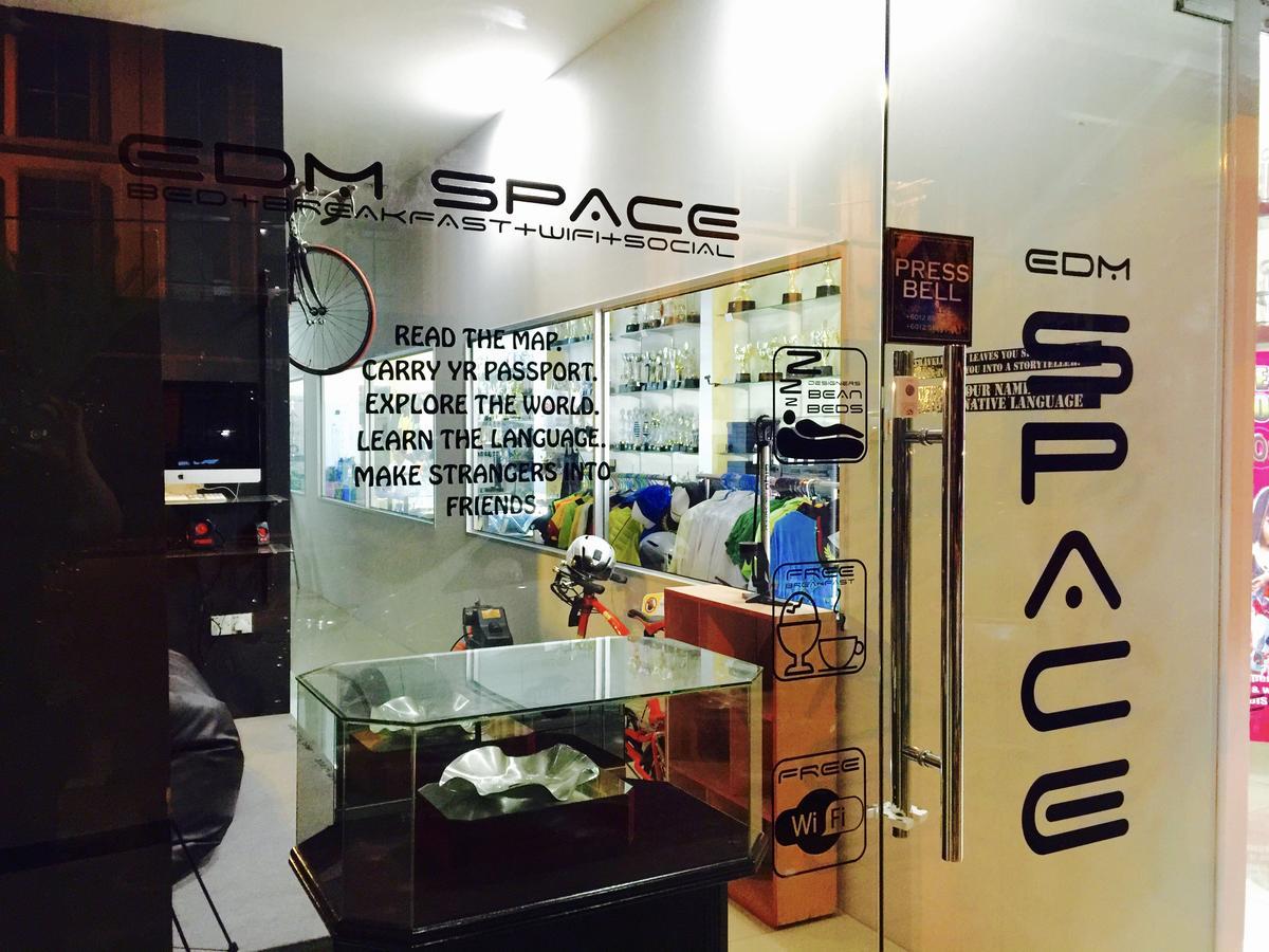 Edm Space Ipoh Exterior photo